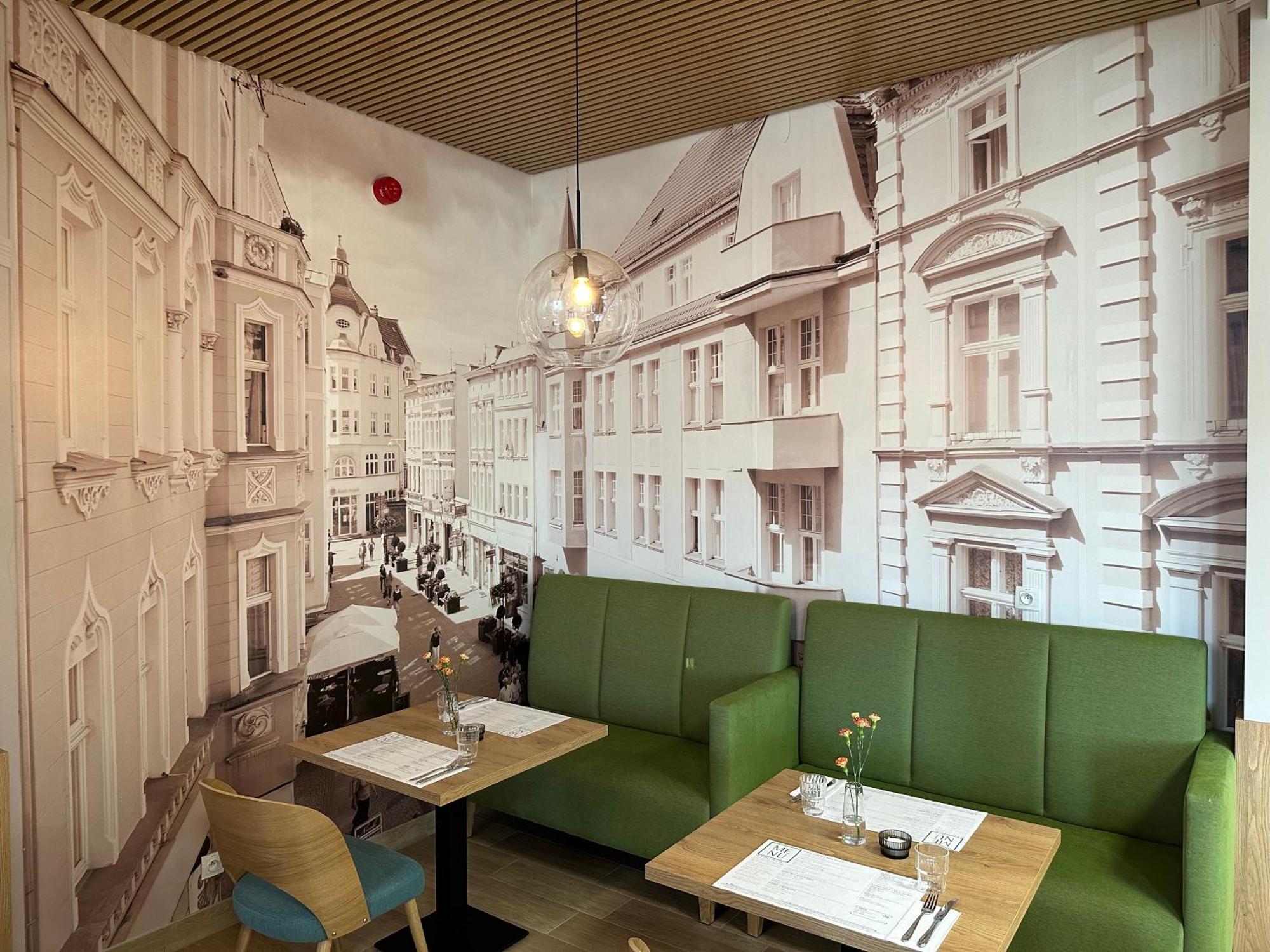 Novy Hotel Zielona Góra Kültér fotó